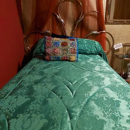 Séjour chez l'habitant And Gayfriendly Alicante