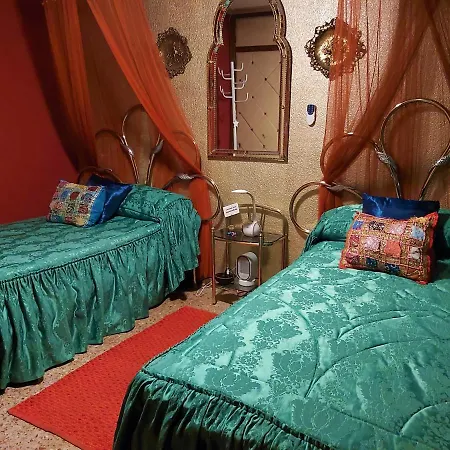 Séjour chez l'habitant And Gayfriendly Alicante